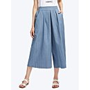 Nat and Jules Crawlin Small   Baref Dreams Short Sleeve Crew Neck Soft Fitted